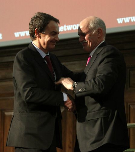 Πρώτη στη λίστα για πιθανή χρεοκοπία η Ελλάδα, ενώ στη δεκάδα μπήκε και η Ισπανία