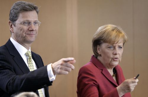 Αιχμές Βεστερβέλε κατά της Ελλάδας για το συνταξιοδοτικό