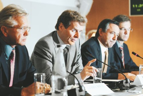 Οι διαρθρωτικές μεταρρυθμίσεις στο επίκεντρο των ελέγχων της τρόικας