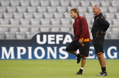 Ο Τότι σκέφτεται να εγκαταλείψει τη Ρόμα λόγω… Ρανιέρι