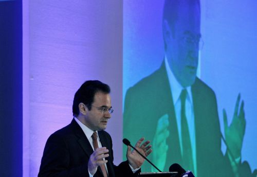 Πειστική ευρωπαϊκή απάντηση στις αγορές το επόμενο δίμηνο αναμένει ο Γ.Παπακωνσταντίνου