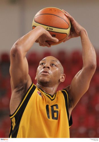 Ο Άντονι Γκράντι επιστρέφει στην ΑΕΚ