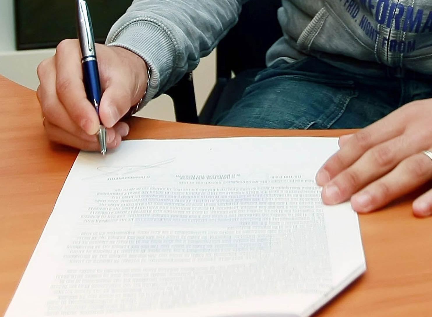 Σε στάση αναμονής οι εργοδότες στη βόρεια Ελλάδα για υπογραφή επιχειρησιακών συμβάσεων