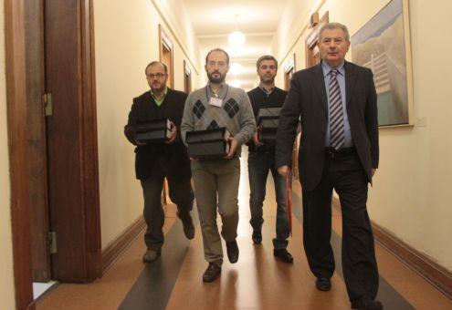 Τι αναφέρει το πόρισμα για τη Siemens, τα πρόσωπα και η περαιτέρω διαδικασία