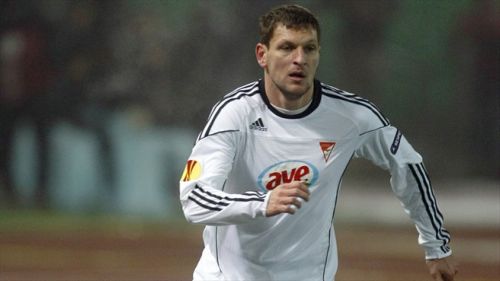 Πήρε τον Κις ο Πανσερραϊκός και έλυσε τη συνεργασία του με τον Τάντιτς