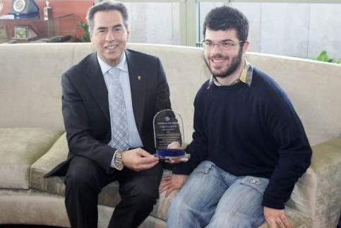 Ο Ραφαήλ Παπαδόπουλος, πρόσωπο της χρονιάς που πέρασε