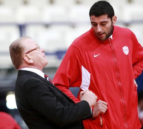 Ο Ίβκοβιτς έβαλε στον «πάγο» τον Μπουρούση για έναν μήνα