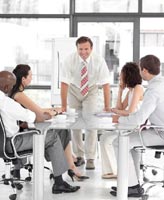 Ο καφές ενισχύει την εργασιακή απόδοση των γυναικών, αλλά «σαμποτάρει» τους άνδρες