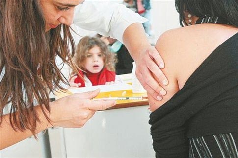 Έξαρση της νέας γρίπης αναμένουν οι ειδικοί τις επόμενες εβδομάδες