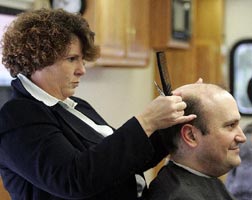 Η πρόωρη απώλεια μαλλιών αυξάνει τον κίνδυνο καρκίνου του προστάτη