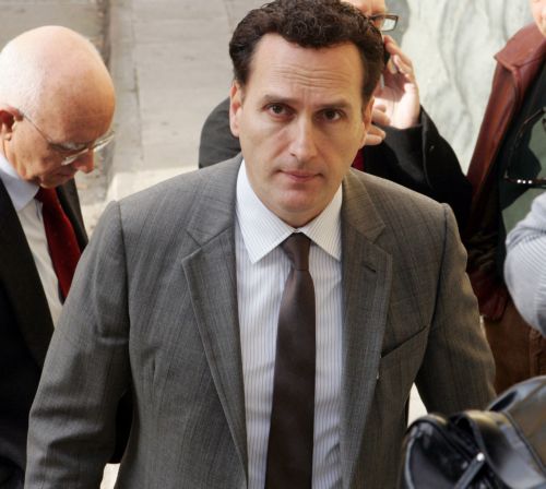 Απόντες και πάλι Θάνου-Κεντέρης, καταθέτει ο Συρίγος