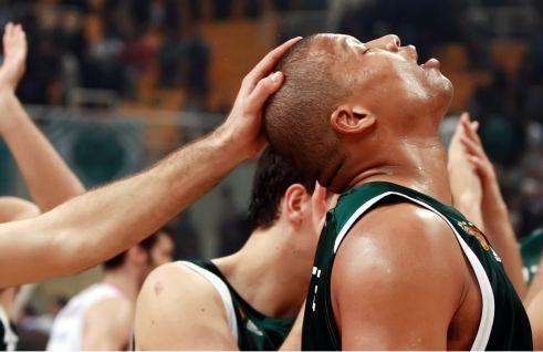 Ζορίστηκε αλλά νίκησε, ο ΠΑΟ 76-74 την Κάχα Λαμποράλ