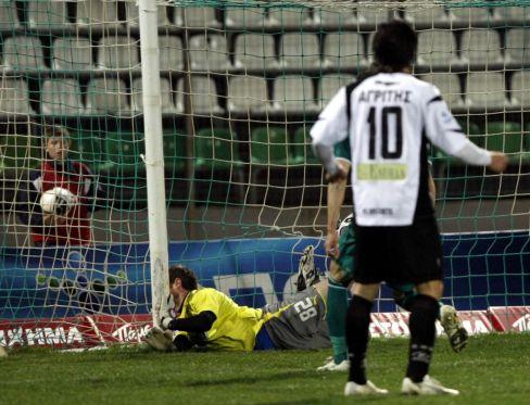 Δώρο στους πρωτοπόρους η ισοπαλία στη Λιβαδειά, νίκη ανάσα του Θρασύβουλου