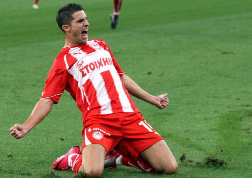 «Ερυθρόλευκος» και με τη βούλα ο Μιραλάς