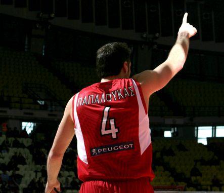 Και ο Παπαλουκάς θα μπει στο τσάρτερ για τη Βαλένθια