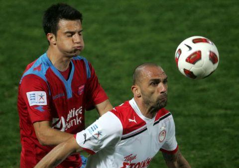 «Χάνει» Ραούλ Μπράβο ο Ολυμπιακός, θλάση υπέστη ο Ισπανός