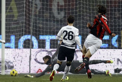 Ευκαιρία για τη Νάπολι μετά τη «λευκή» ισοπαλία στο Μιλάνο