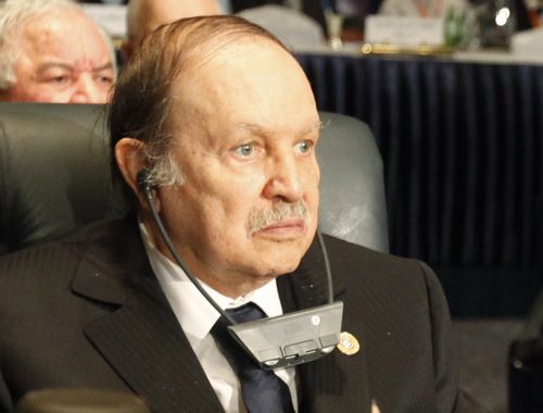 Άρση του καθεστώτος έκτακτης ανάγκης προανήγγειλε ο πρόεδρος της Αλγερίας