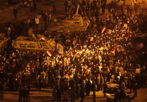 Νέες πιέσεις των ΗΠΑ προς την Αίγυπτο, ανυποχώρητοι οι διαδηλωτές