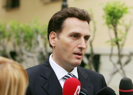 Διακοπή και έκρηξη Δημητρακόπουλου στη δίκη Θάνου-Κεντέρη