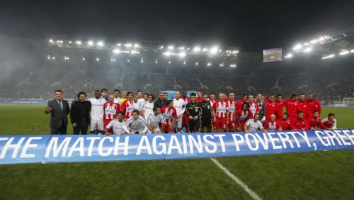 Μισό εκατ. δολάρια τα έσοδα από το Φιλικό κατά της φτώχειας