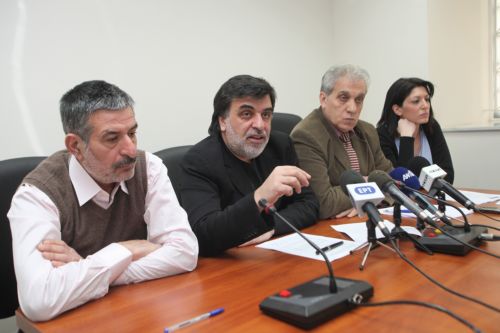 Την επαναφορά του 13ου και 14ου μισθού στο Δημόσιο ζητεί η ΑΔΕΔΥ