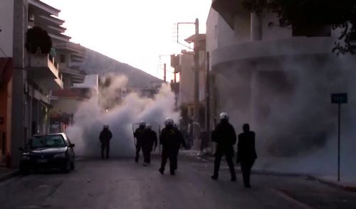 Επεισόδια στην Κερατέα έπειτα από προσαγωγή ατόμου