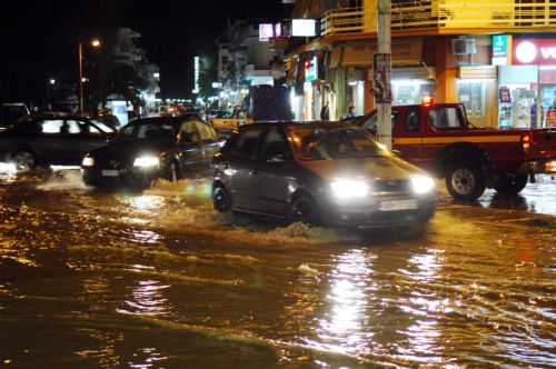 Προβλήματα προκάλεσε στο Λεκανοπέδιο η κακοκαιρία