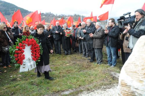 Το ΚΚΕ έτοιμο «ανά πάσα στιγμή» για εκλογές, δηλώνει η Αλέκα Παπαρήγα