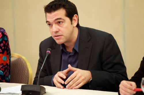 Βολές της Αντιπολίτευσης για τα γαλλογερμανικά σχέδια αντιμετώπισης της κρίσης