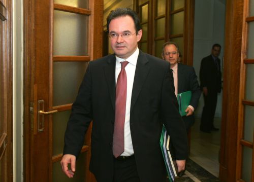 Συναίνεση για τετραετές πρόγραμμα περικοπών 15 δισ. ευρώ αναζητά η κυβέρνηση