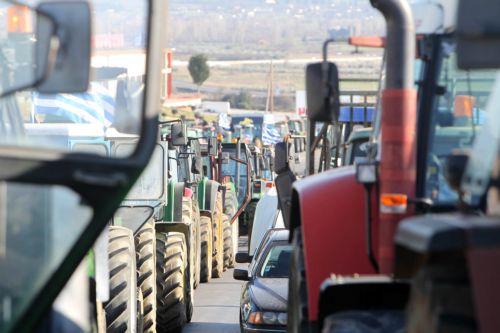 Ένταση στο δικαστικό μέγαρο Σερρών – Την Παρασκευή η απολογία των επτά αγροτών