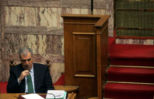 Από ΠΑΣΟΚ και Ντ.Μπακογιάννη ψηφίστηκε η αναδιάρθρωση των αστικών συγκοινωνιών