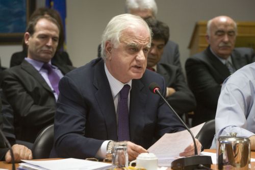 Ανοικτό το θέμα της παραίτησης του γγ Λιμένων Γ.Βλάχου