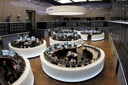 Στο 3,85% υποχώρησε το επιτόκιο στη δημοπρασία των 3μηνων εντόκων γραμματίων