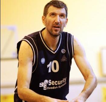 Αποχωρεί από την ενεργό δράση ο Ντρόμπνιακ και αφήνει τον Ηρακλή