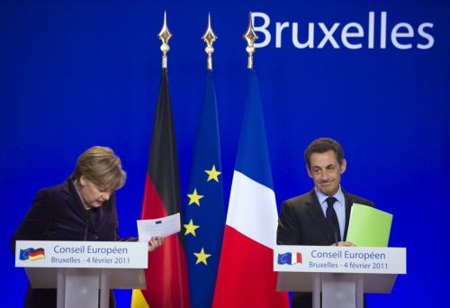 Κατ’ αρχήν συναίνεση στην Ευρωζώνη για την ενίσχυση του ταμείου ευρω-στήριξης