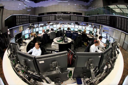 Απώλειες 2,5% στο Χρηματιστήριο την Πέμπτη