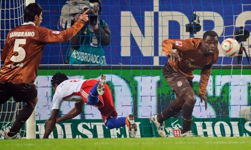 Νικήτρια στο ντέρμπι του Αμβούργου η Ζανκτ Πάουλι