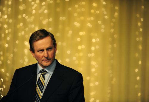 Ξεκίνησαν οι διερευνητικές επαφές για σχηματισμό κυβέρνησης στην Ιρλανδία