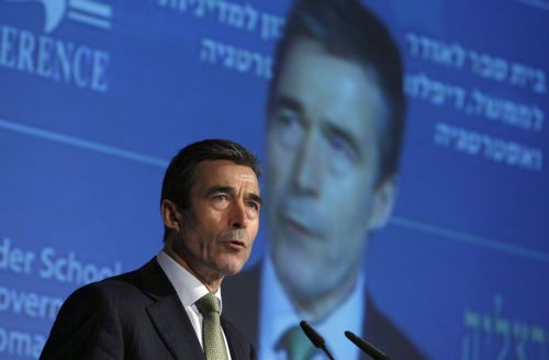 Οι ΗΠΑ «κατασκόπευαν» τον γγ του ΝΑΤΟ, σύμφωνα με αποκαλύψεις του WikiLeaks