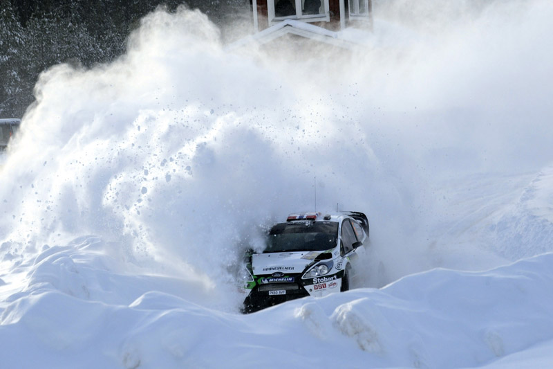 WRC – Ράλι Σουηδίας 2011, 1η μέρα: «Εκχιονιστικό» Mads Ostberg!