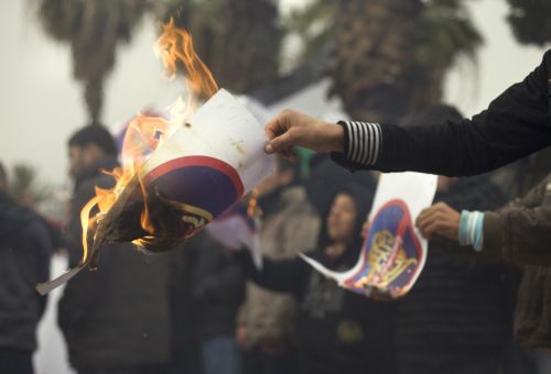 Βανδαλισμοί στο γραφείο του Al Jazeera στο Κάιρο και χάκινγκ στην ιστοσελίδα του