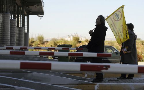 «Τζαμπατζήδες το κίνημα των διοδίων» λέει η κυβέρνηση, ενώ οι κοινοπραξίες συζητούν μείωση