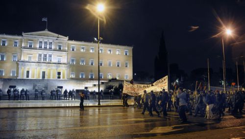 Νέες πορείες αλληλεγγύης στους 300 μετανάστες απεργούς πείνας