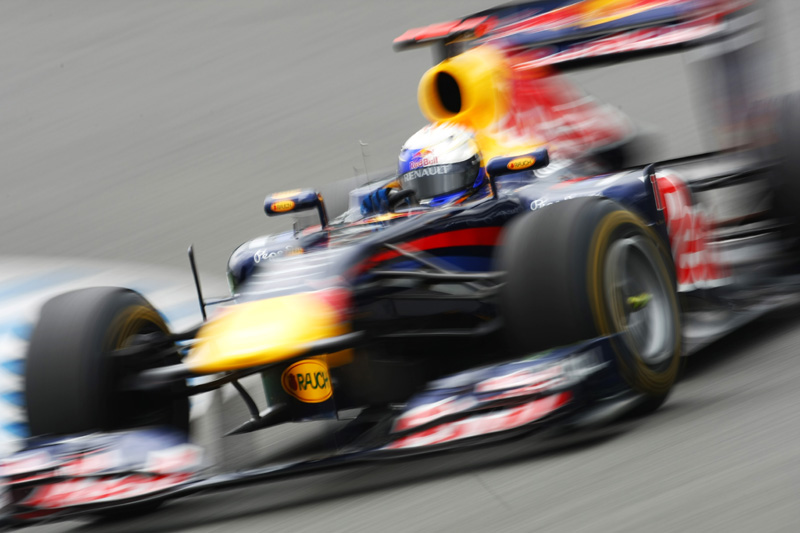 F1 2011, Δοκιμές Βαρκελώνης, 1η μέρα: Πρώτος χρόνος του Sebastian Vettel