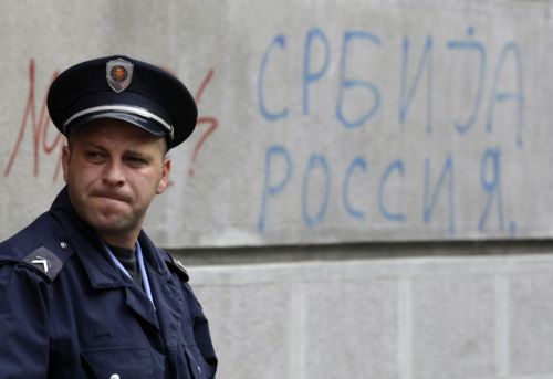 Απεργία διαρκείας αρχίζουν οι αστυνομικοί της Σερβίας