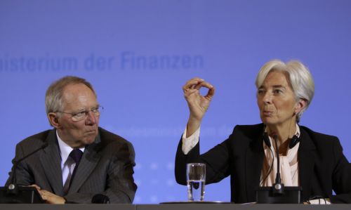 Δεν είναι αναγκαία, προς το παρόν, η ενίσχυση του ταμείου ευρω-στήριξης, λέει ο Β.Σόιμπλε