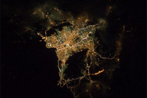 Μια φωτογραφία της νυχτερινής Αθήνας από το Διεθνή Διαστημικό Σταθμό