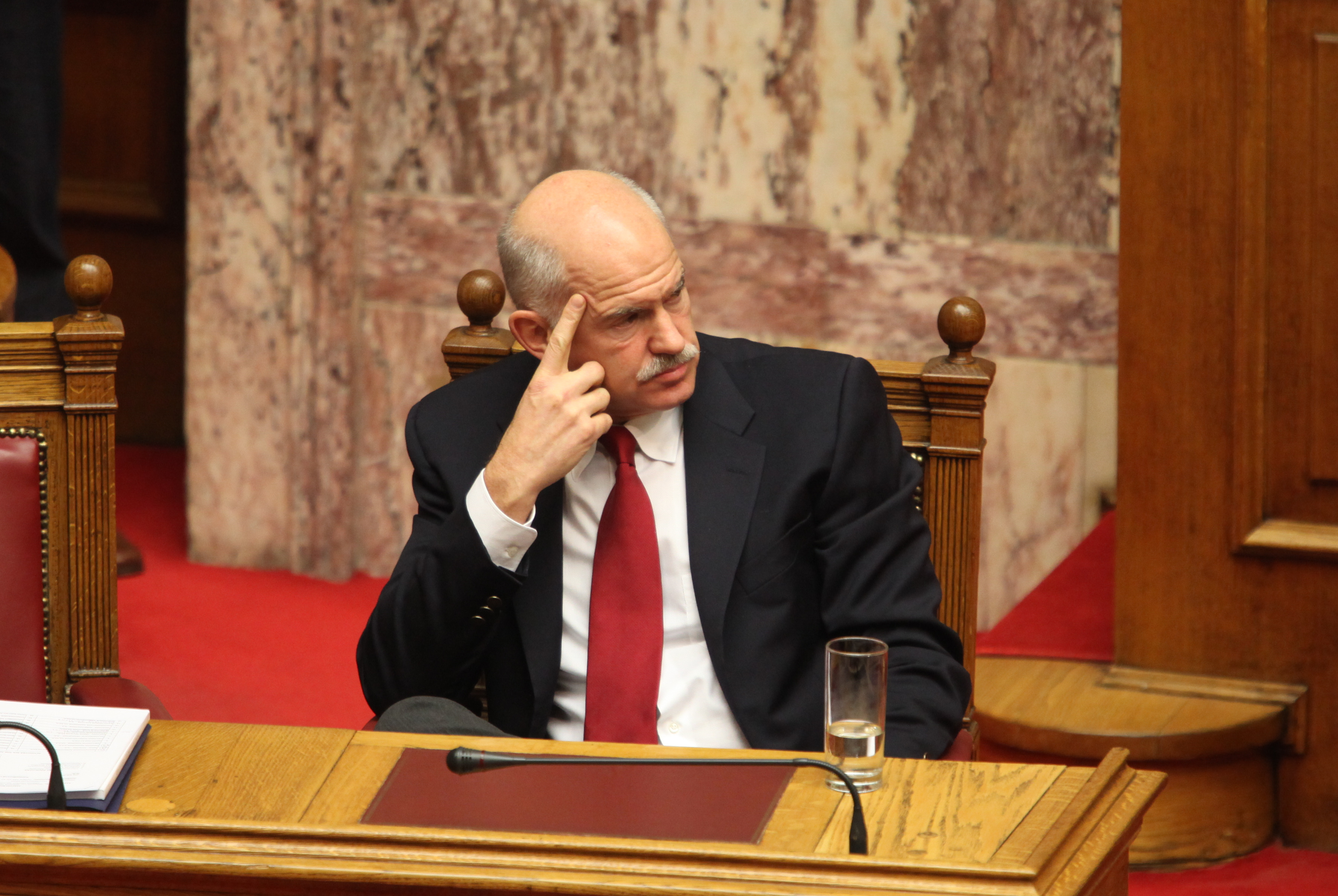 Διάβημα Παπανδρέου στους επικεφαλής της τρόικας για τις δηλώσεις των εκπροσώπων τους